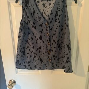 Stylish blue Sleeveless Top